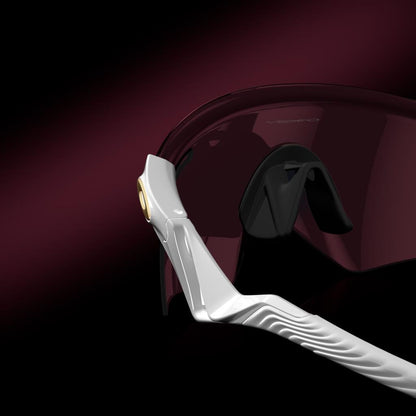 Oakley QNTM Kato Güneş Gözlüğü 9481D 948103 White Prizm Road