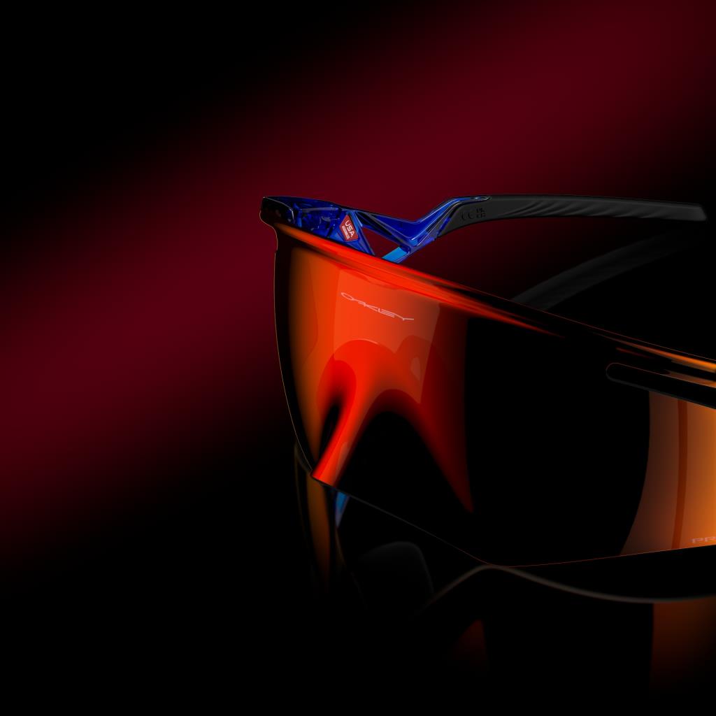 Oakley QNTM Kato Güneş Gözlüğü 9481D Crystal Blue Prizm Ruby 948105