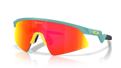 Oakley Resistor Sweep Fortnite Özel Seri Genç Güneş Gözlüğü J901515 Matte Pacific Prizm Ruby