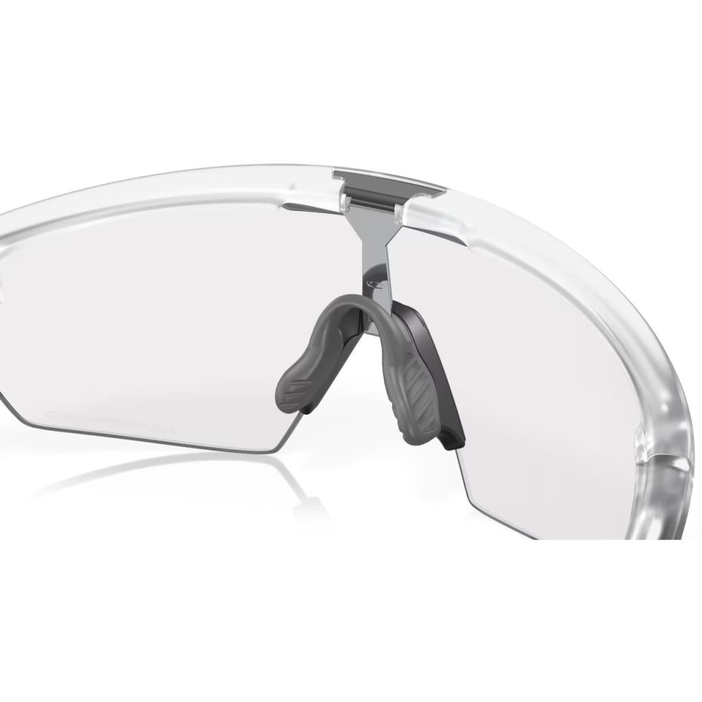 Oakley Sphaera Güneş Gözlüğü 940307 Matte Clear Photochromic