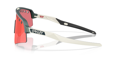 Солнцезащитные очки Oakley Sutro Lite Sweep 946531, матово-серебристые/синие, цветные, призматические, Trail Torch