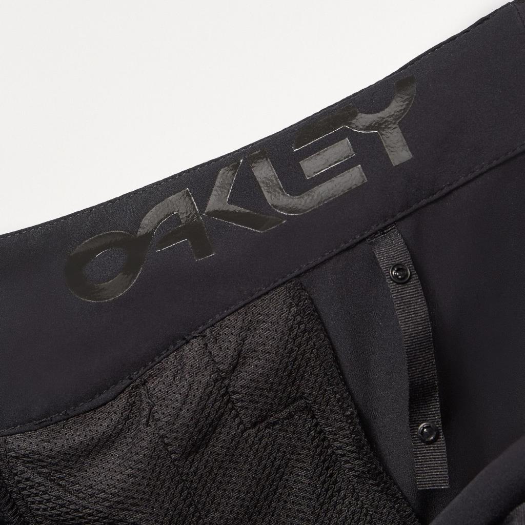 Oakley W Factory Pilot Lite Short I FOA500705 02E Blackout