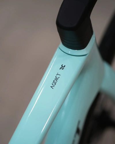 Шоссейный велосипед Scott Addict RC 10 Carbon 2026