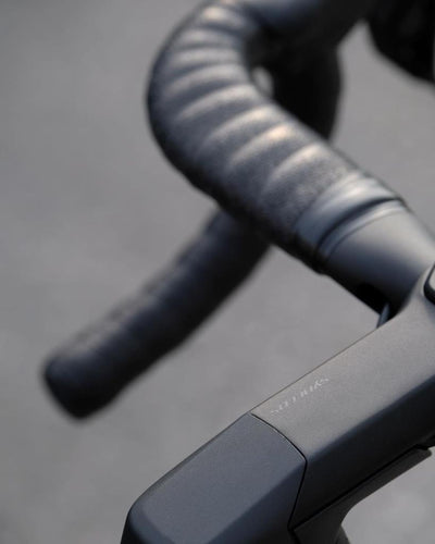 Шоссейный велосипед Scott Foil RC 30 2023 модельный карбоновый 