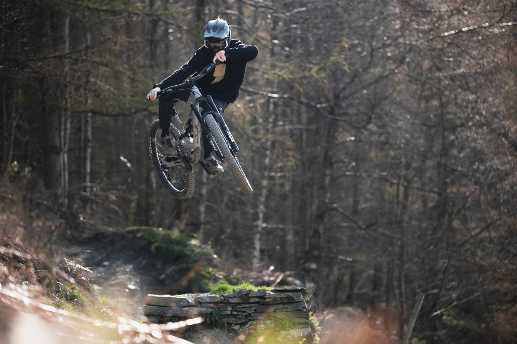 YT Capra 29 CORE 2 AL Enduro Dağ Bisikleti 2026