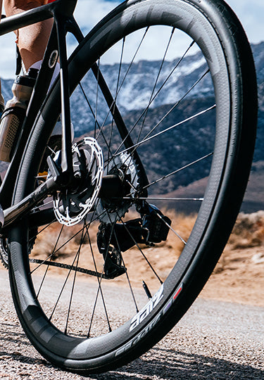 Комплект велосипедных колес Zipp 303 Firecrest Carbon с бескамерными дисками и центральным замком 