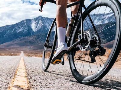 Комплект велосипедных колес Zipp 303 Firecrest Carbon с бескамерными дисками и центральным замком 